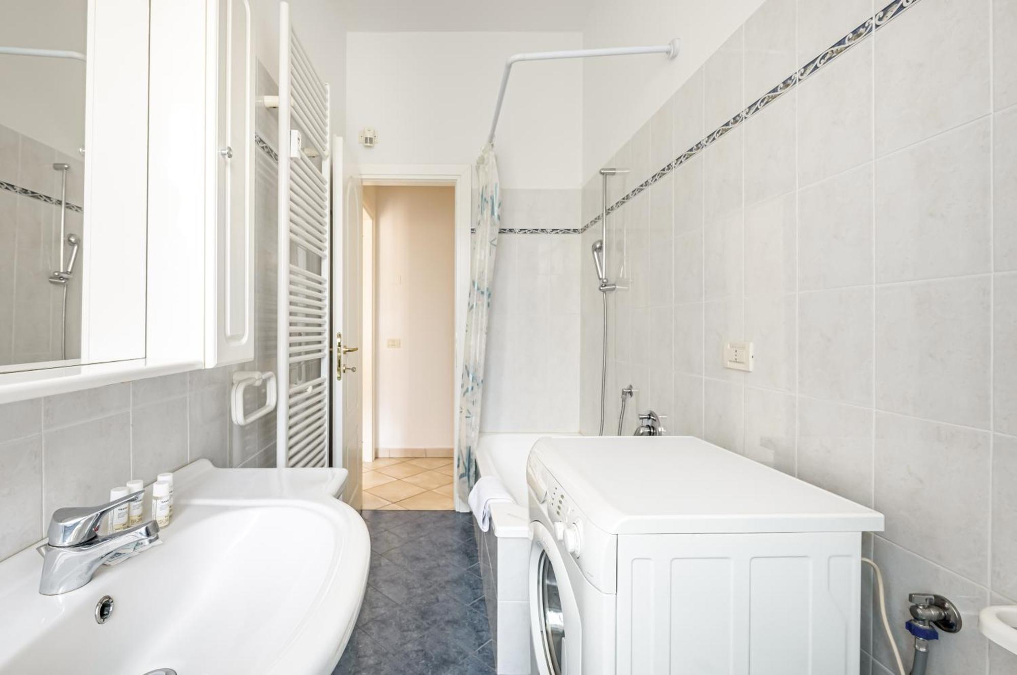 Florence Quiet And Cozy Apartment With Balcony Екстер'єр фото